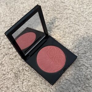 Pat McGrath skin fetish divine blush in divine rose